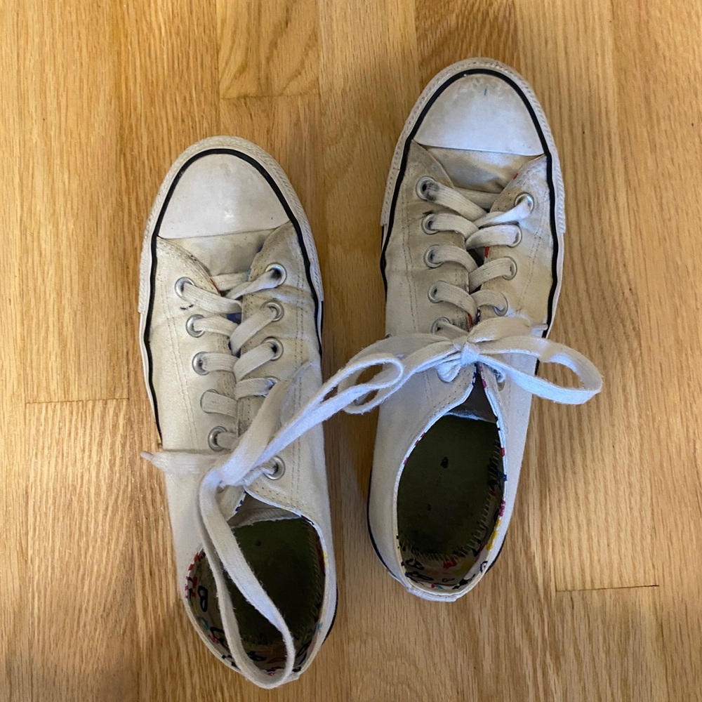 White converse